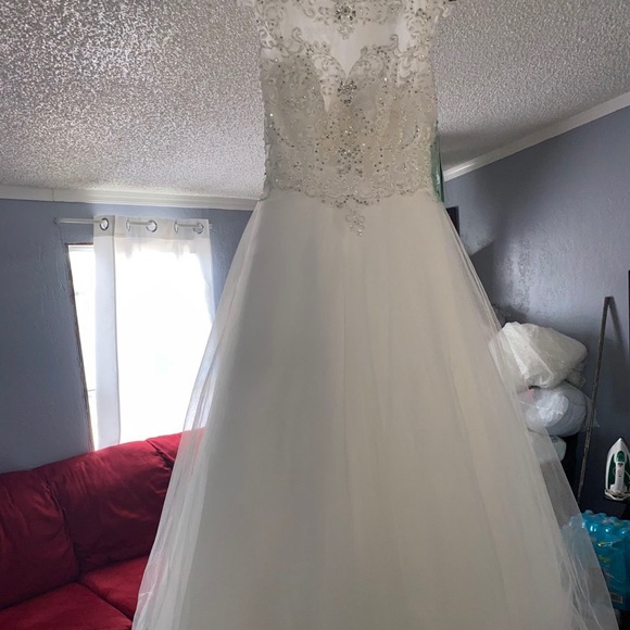 Wedding dress